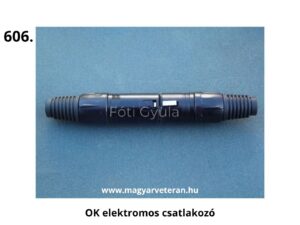 Fekete, hengeres elektromos csatlakozó bordázott végekkel és középső zárómechanizmussal, kék háttéren elhelyezve; veterán magyar járművekhez készült alkatrész.