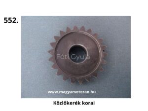 Korai kivitelű Pannónia közlőkerék fogaskerék, acél hajtásalkatrész veterán motorkerékpárhoz, eredeti jellegű motor és váltó felújításhoz