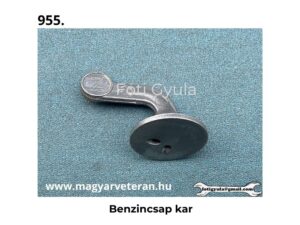 Benzincsap kar fém kivitelben veterán motorkerékpár üzemanyag rendszeréhez, világoskék háttéren fényképezve.