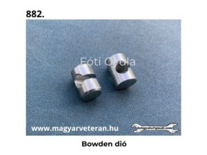 Bowden dió fém kivitelben veterán motorkerékpár bowden alkatrészhez, világoskék háttéren fotózva.