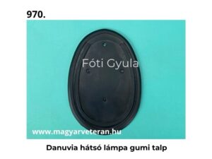 Danuvia hátsó lámpa gumi talp fekete színben veterán motorkerékpárhoz, világos türkiz háttéren fotózva.