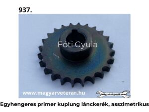 Egyhengeres primer kuplung lánckerék aszimmetrikus kivitelben veterán motorkerékpárhoz, világoskék háttéren fényképezve.
