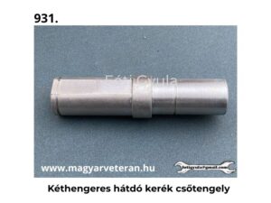 Kéthengeres hátsó kerék csőtengely fém kivitelben veterán motorkerékpár futómű alkatrészhez, világoskék háttéren fényképezve.