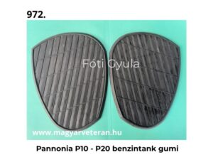 Pannonia P10–P20 benzintank gumi pár bordázott fekete kivitelben veterán motorkerékpárhoz, türkiz háttéren fotózva.
